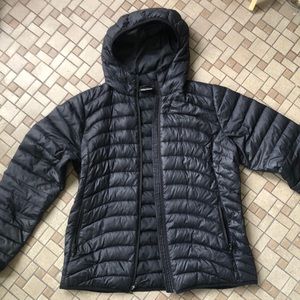 Marmot Womens Hooded Down Jacket 600 Fill